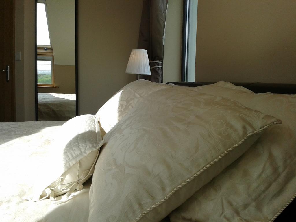 Blackberry Lodge Accommodation Doolin Quarto foto