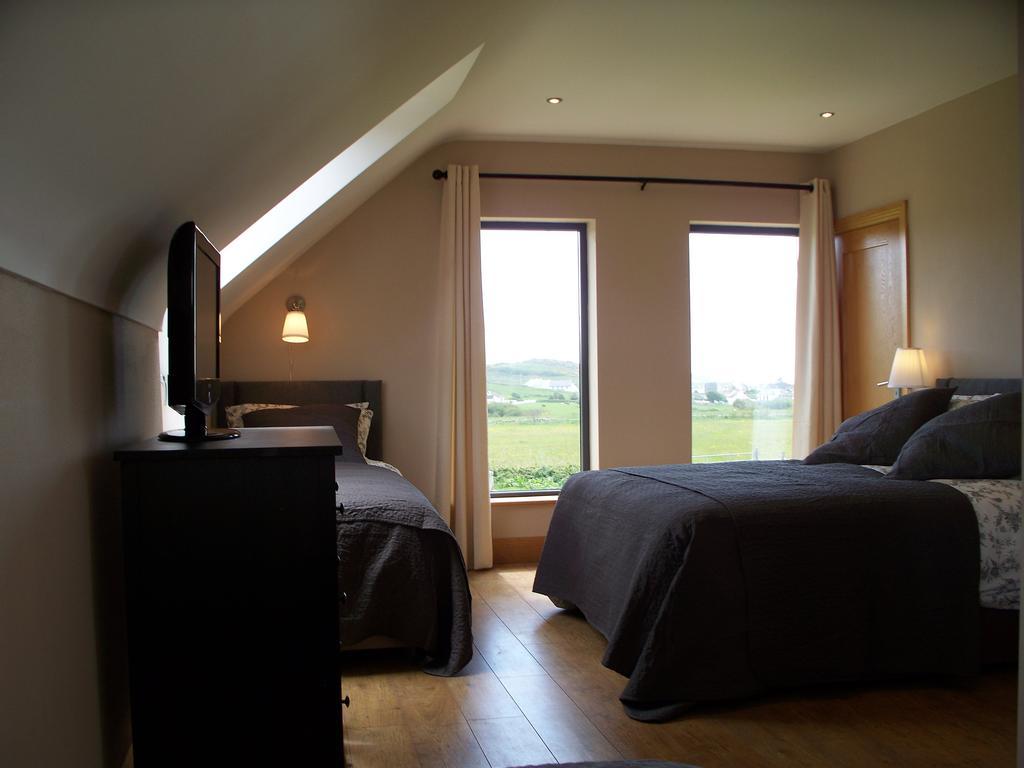 Blackberry Lodge Accommodation Doolin Quarto foto